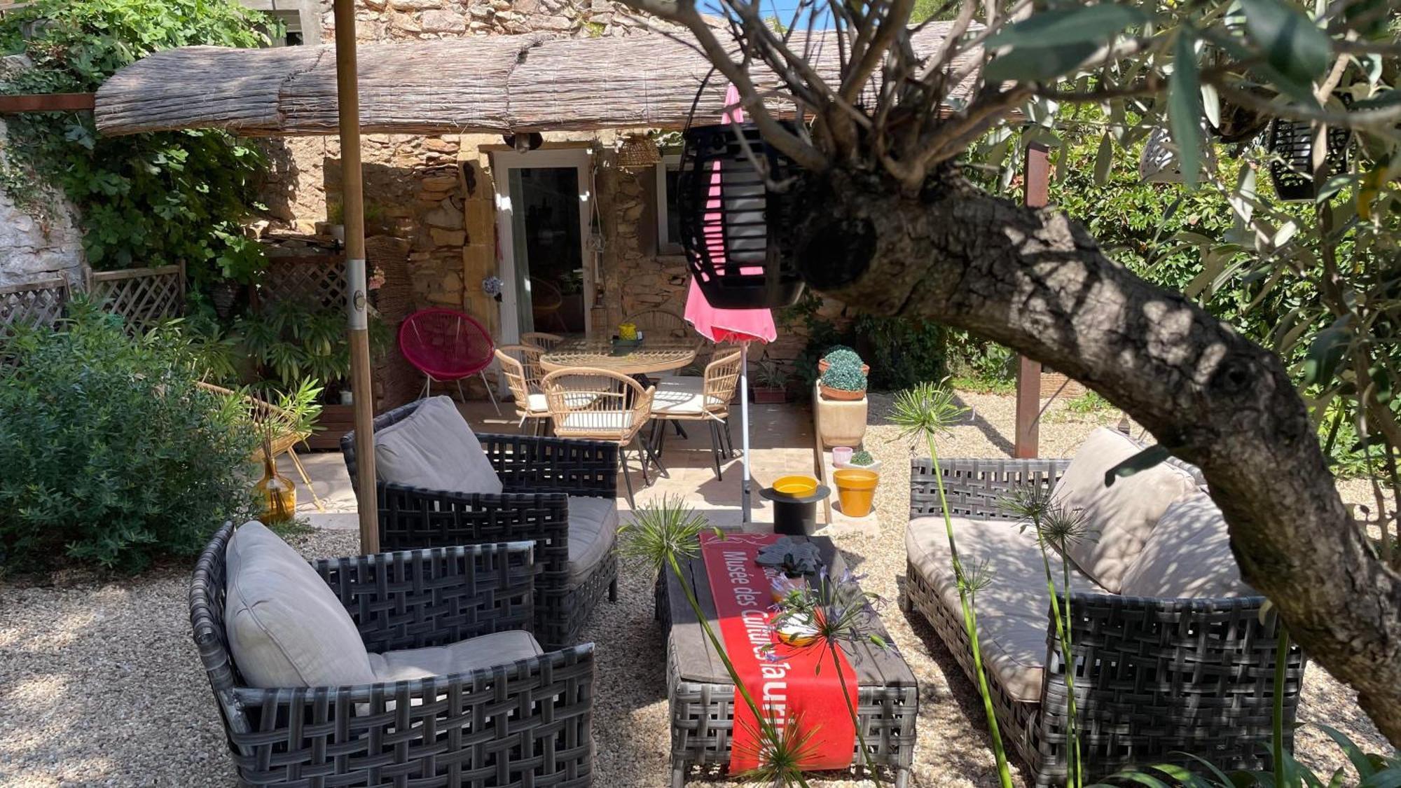 Villa Jolie Annexe Du Mas Dans Le Coeur De La Garrigue Nimoise Nimes Exterior foto