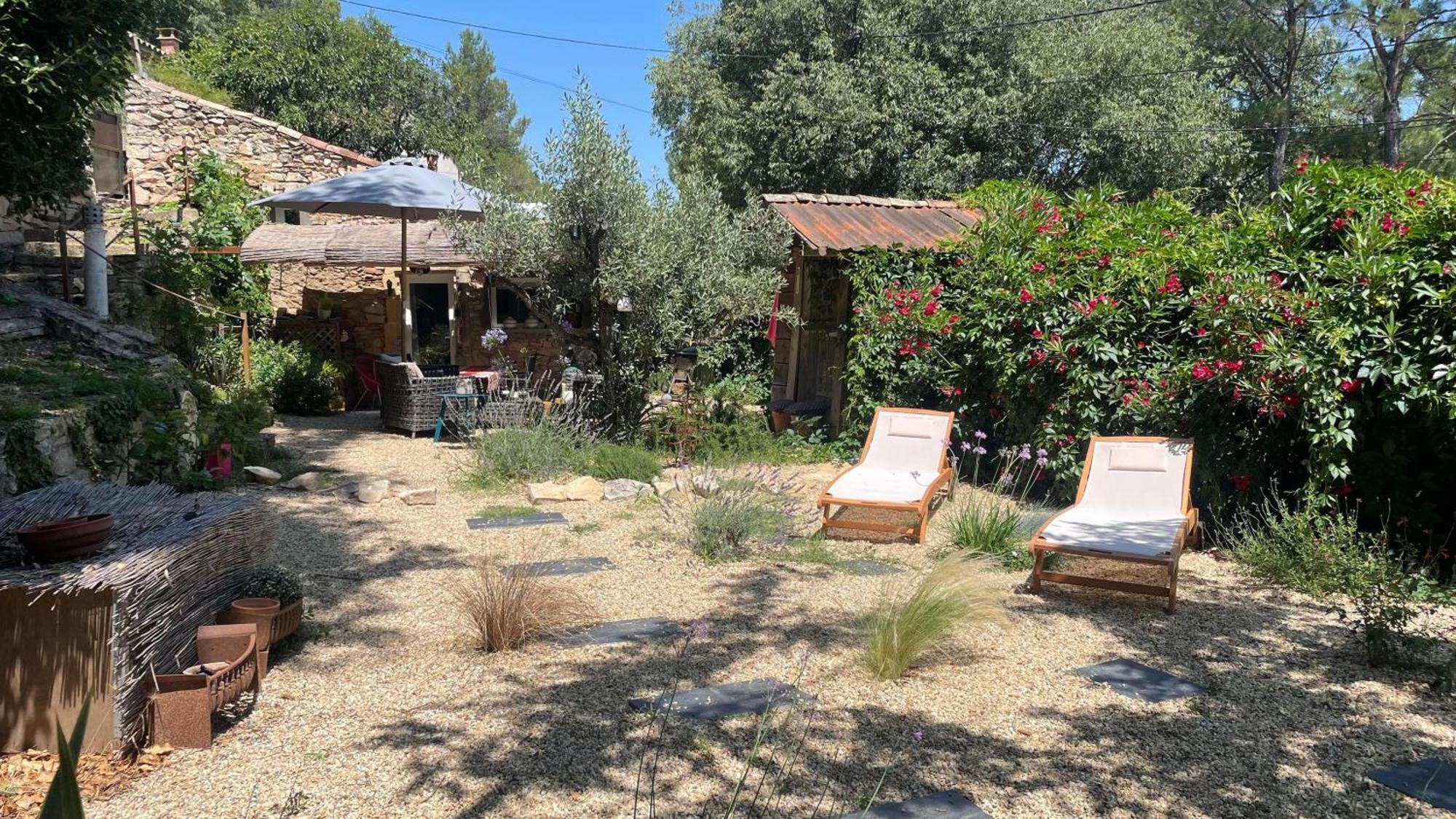 Villa Jolie Annexe Du Mas Dans Le Coeur De La Garrigue Nimoise Nimes Exterior foto