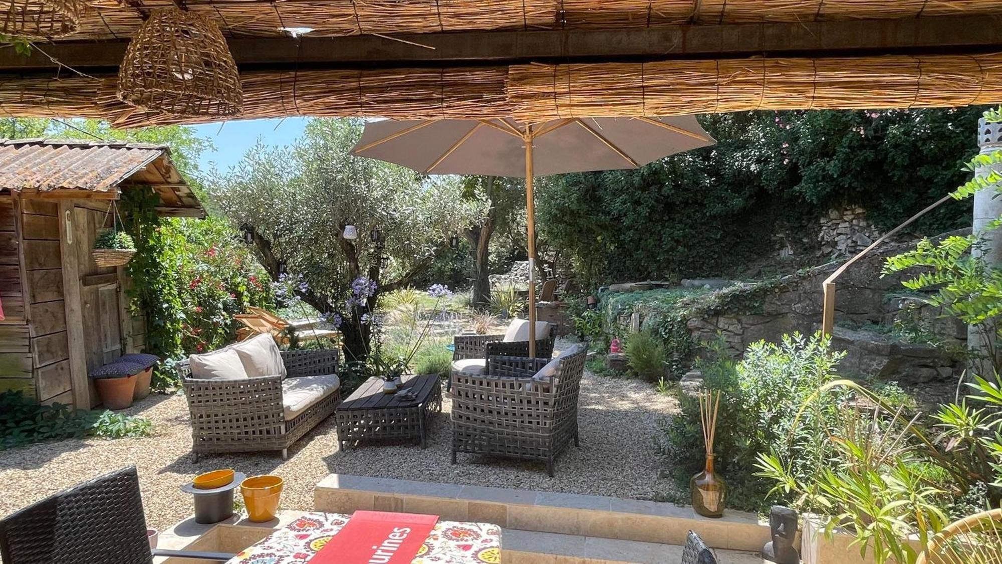 Villa Jolie Annexe Du Mas Dans Le Coeur De La Garrigue Nimoise Nimes Exterior foto