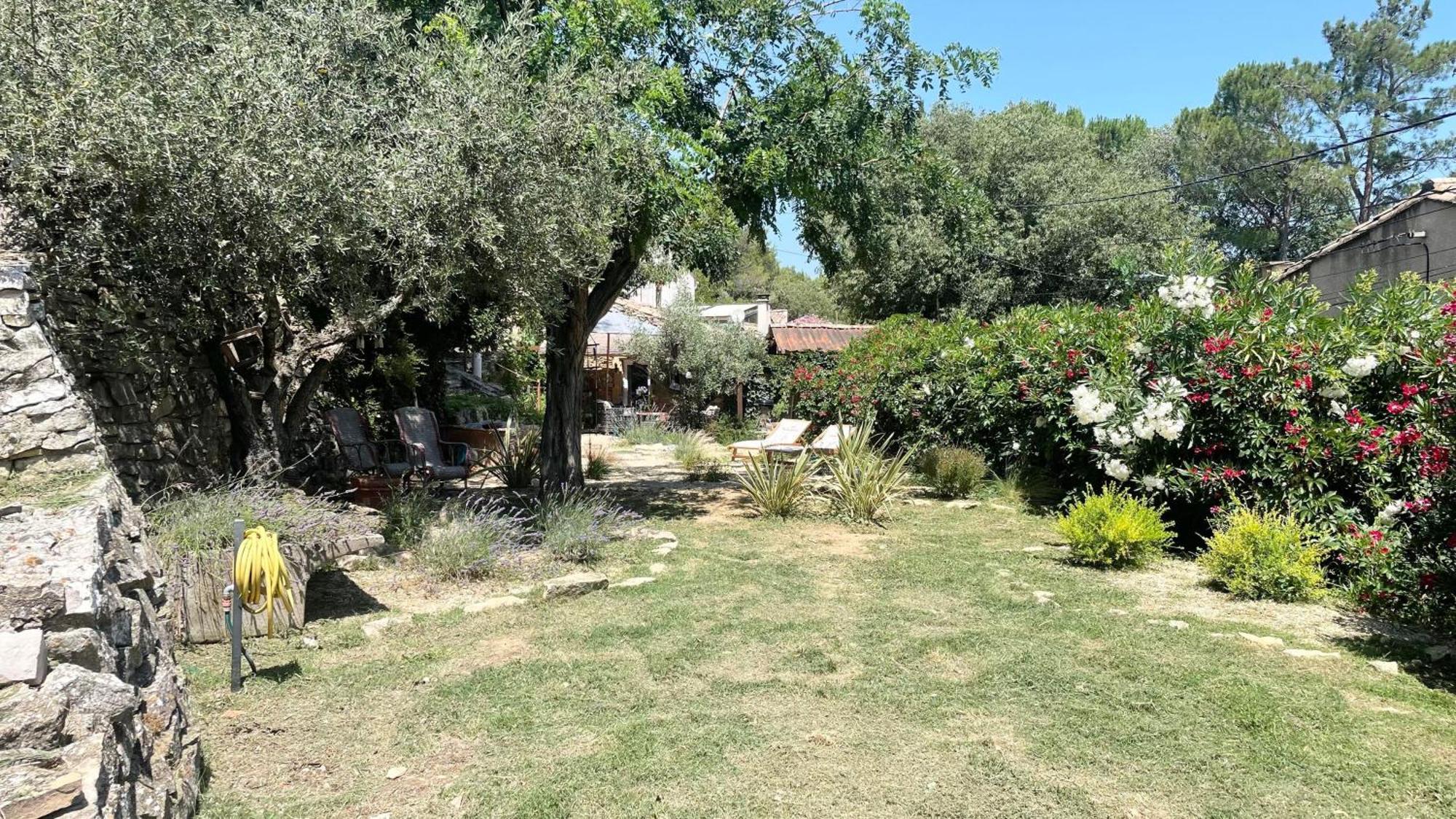 Villa Jolie Annexe Du Mas Dans Le Coeur De La Garrigue Nimoise Nimes Exterior foto